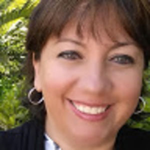 Meet your Posher, Monique